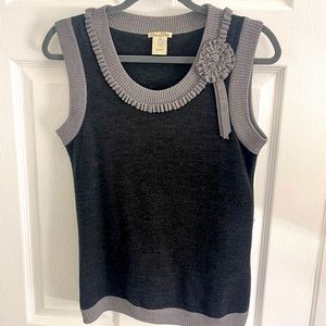 Oscar de La Renta 100% wool vest, size S